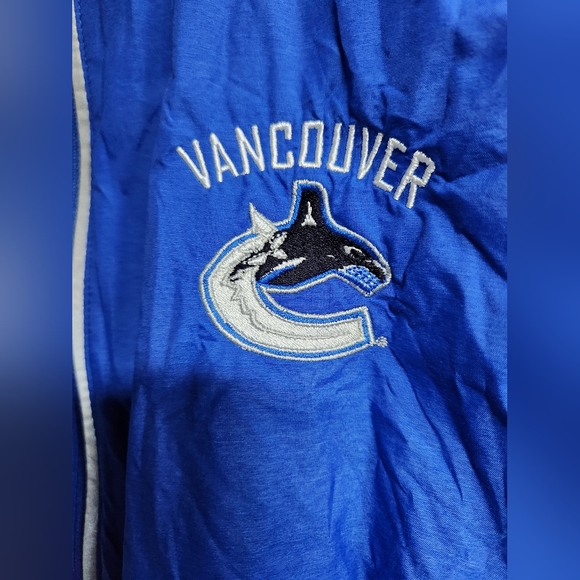 Adidas Junior trainer jacket. - Picture 3 of 5